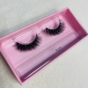 The Wax House - "Kayla" False Eyelashes, 1 Pair