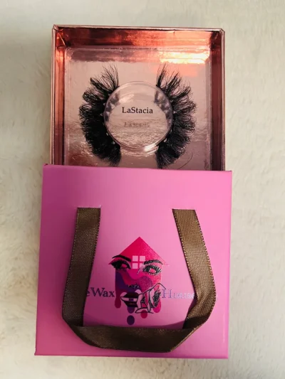 The Wax House - "LaStacia" False Eyelashes, 1 Pair