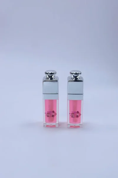 The Wax House Lip Oil - Image 4
